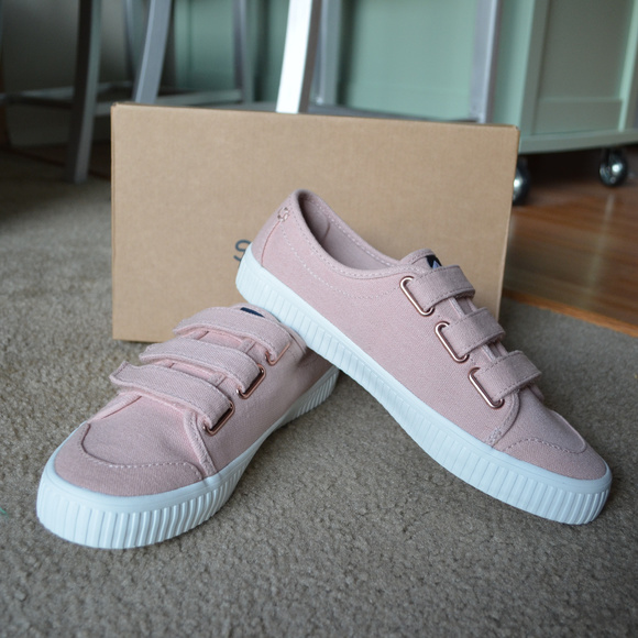 LAST ONE‼️ SPERRY TOP-SIDER Canvas Velcro Sneakers - Picture 2 of 8